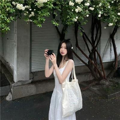 战火中的伊甸园